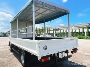 Mitsubishi Fuso Canter FEB21 (New 5-yr COE)