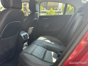 Jaguar XE 2.0A i4
