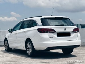 Opel Astra Sports Tourer Diesel 1.6A Turbo