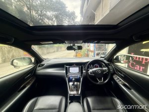 Toyota Harrier 2.0A Elegance Panoramic Roof