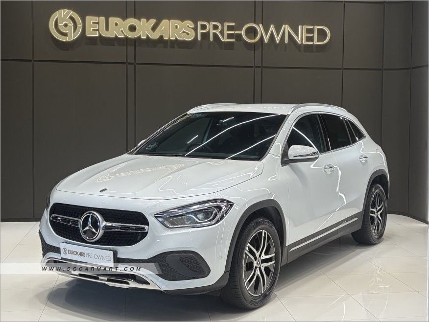 Mercedes-Benz GLA-Class GLA180 Progressive