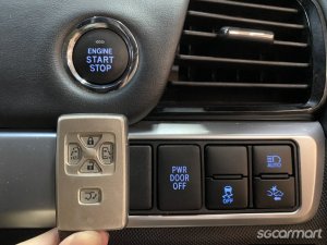 Toyota Estima 2.4A Aeras Premium Moonroof