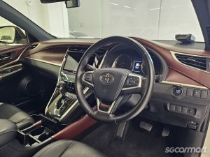 Toyota Harrier 2.0A Elegance (New 5-yr COE)