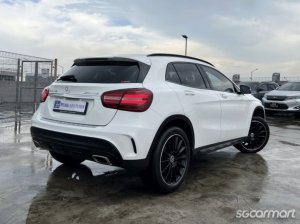 Mercedes-Benz GLA-Class GLA180 AMG Line