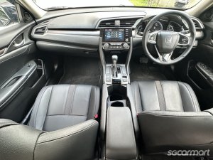 Honda Civic 1.5A VTEC Turbo Sunroof