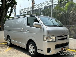 Toyota Hiace 3.0M