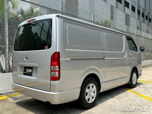 Toyota Hiace 3.0M