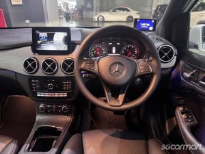 Mercedes-Benz B-Class B180 Style