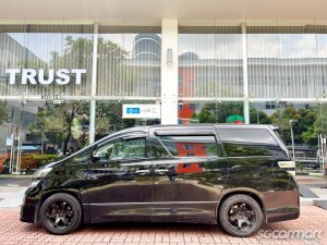 Toyota Vellfire 2.4A Z Platinum Selection Moonroof (COE till 03/2029)