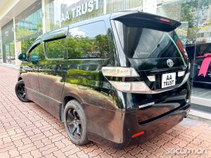 Toyota Vellfire 2.4A Z Platinum Selection Moonroof (COE till 03/2029)