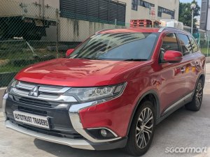 Mitsubishi Outlander 2.4A Sunroof