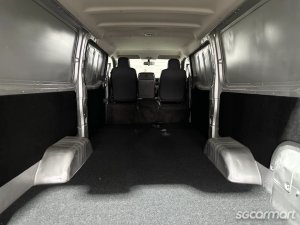 Nissan NV350 2.5A