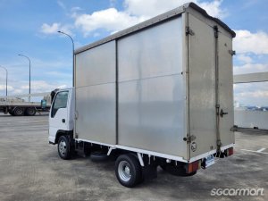 Isuzu NHR85A (New 5-yr COE)
