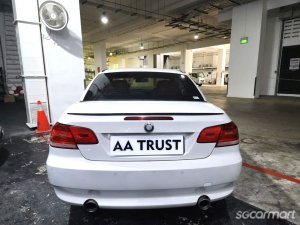 BMW 3 Series 323i Convertible (COE till 02/2029)