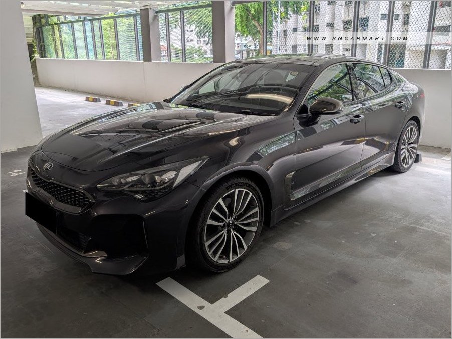 Kia Stinger 2.0A Sunroof