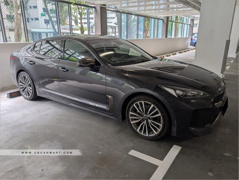 Kia Stinger 2.0A Sunroof