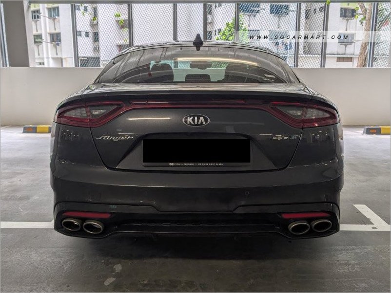 Kia Stinger 2.0A Sunroof