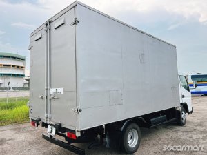 Mitsubishi Fuso Canter FEB21 (New 5-yr COE)