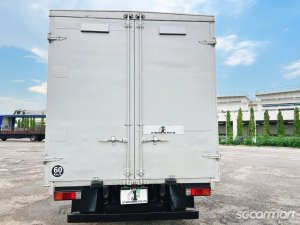 Mitsubishi Fuso Canter FEB21 (New 5-yr COE)