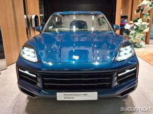 Porsche Cayenne S Coupe 4.0A Sunroof-thumbnail
