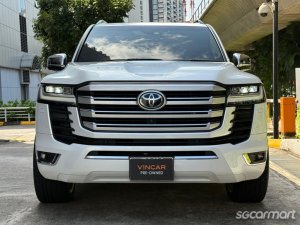 Toyota Land Cruiser 3.5A 300 ZX 7-Seater-thumbnail