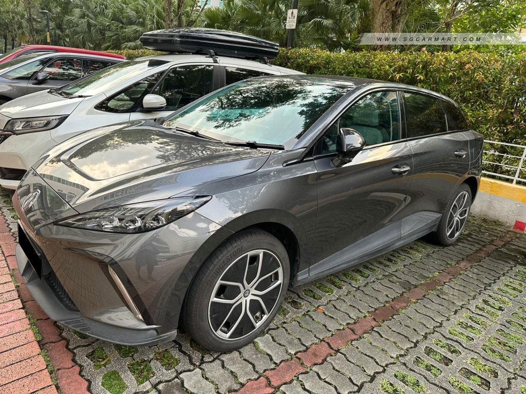 MG 4 Electric Trophy Sport LR