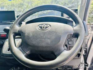Toyota Hiace 3.0A DX