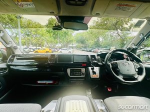 Toyota Hiace Commuter 2.8A GL