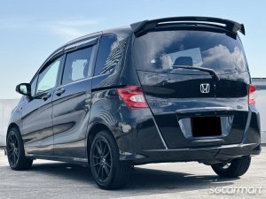 Honda Freed 1.5A (COE till 11/2026)