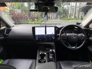 Lexus NX Hybrid NX350h Luxury Sunroof