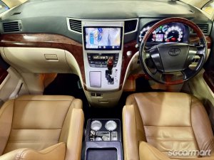 Toyota Alphard 2.4A (COE till 05/2030)