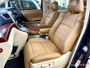 Toyota Alphard 2.4A (COE till 05/2030)