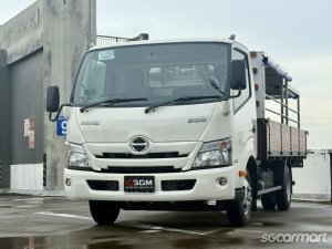 Hino XZU710R