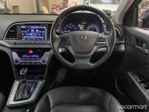 Hyundai Elantra 1.6A GLS Elite