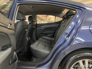Hyundai Elantra 1.6A GLS Elite