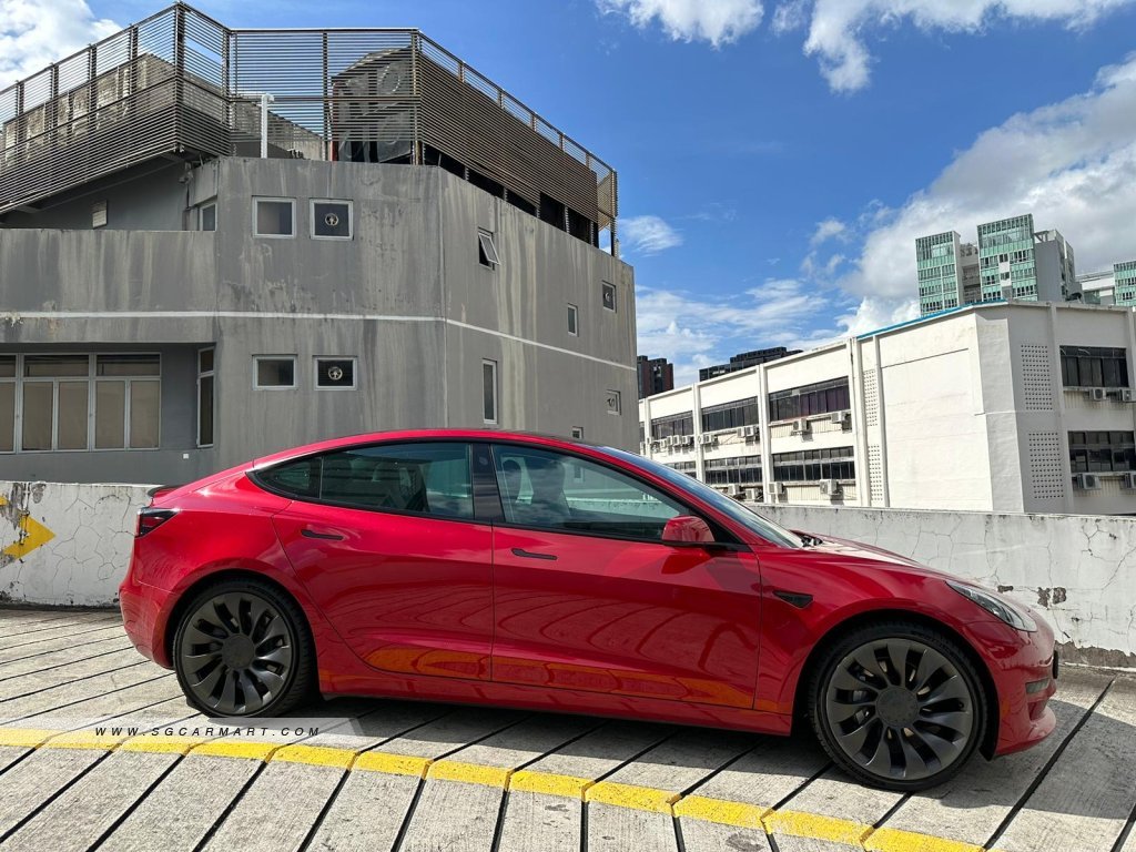 Tesla Model 3 Electric RWD