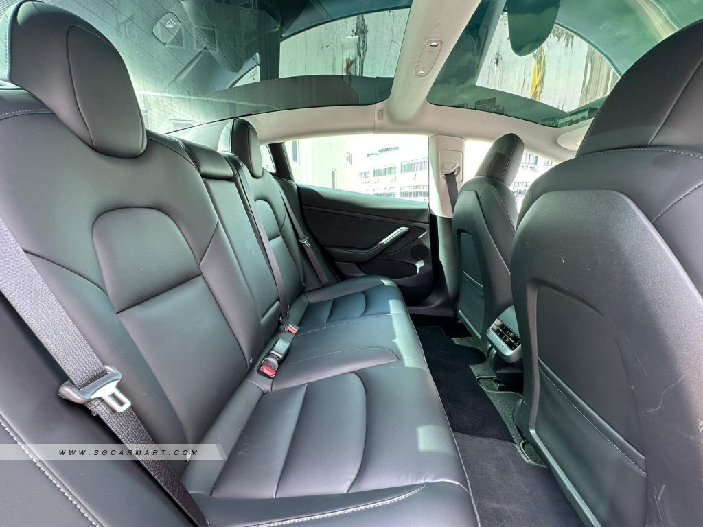 Tesla Model 3 Electric RWD