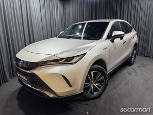 Toyota Harrier Hybrid 2.5A Premium