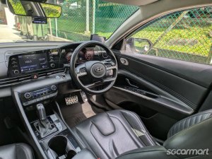 Hyundai Avante 1.6A S