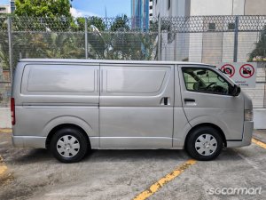 Toyota Hiace 3.0M