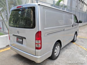 Toyota Hiace 3.0M