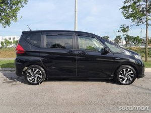 Honda Freed Hybrid 1.5A G