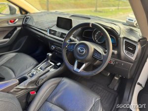 Mazda 3 HB 1.5A Deluxe