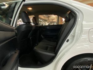 Toyota Corolla Axio 1.5A X
