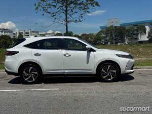 Toyota Harrier Turbo 2.0A G Panoramic Roof