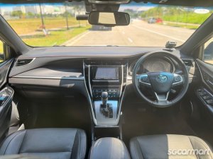 Toyota Harrier Turbo 2.0A G Panoramic Roof