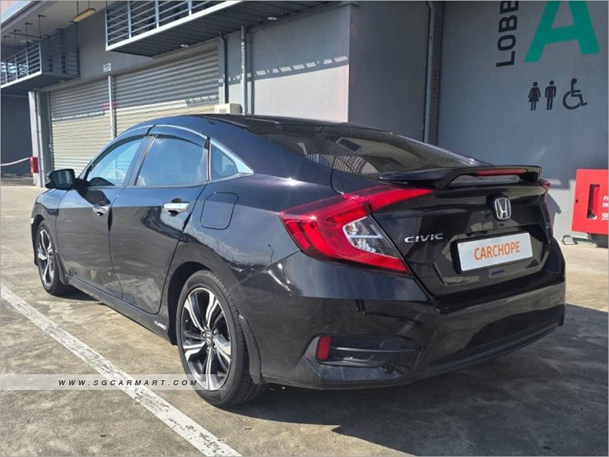 Honda Civic 1.5A VTEC Turbo Sunroof