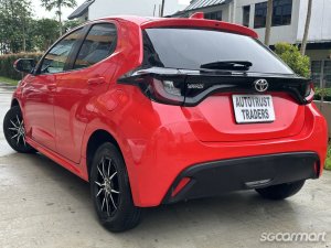 Toyota Yaris 1.0A XB