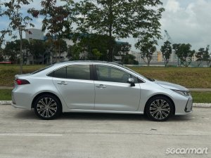 Toyota Corolla Altis 1.6A Elegance