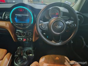 MINI Cooper 1.5A 5DR